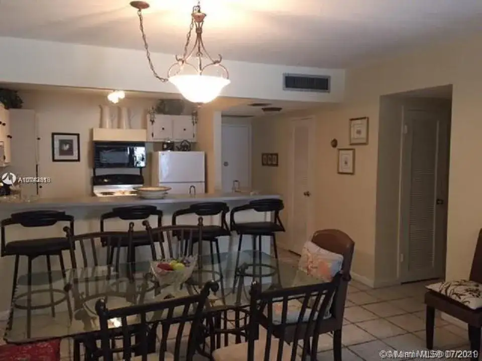 3 bedroom 2 bath Residential Lease for rent at 3725 S Ocean Dr # 917, Hollywood FL 33019