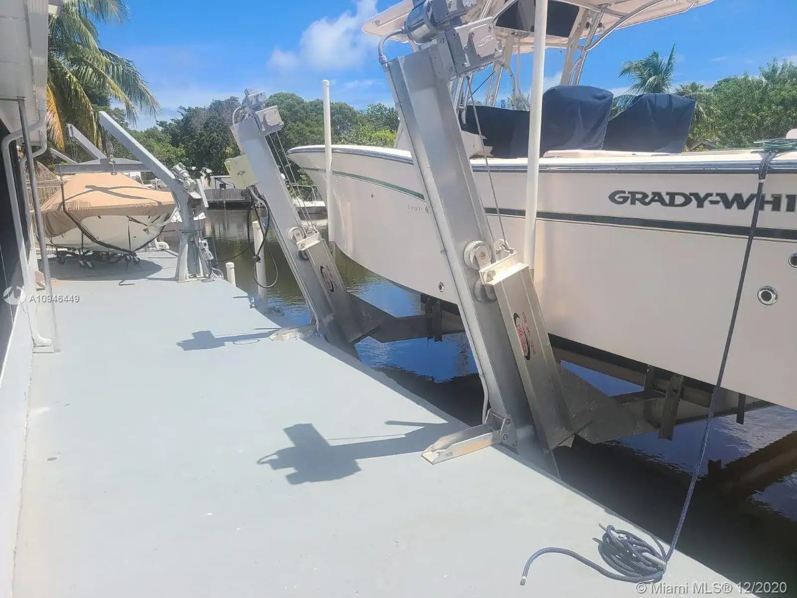 5 bedroom 3 bath Residential for sale at 354 Vaca Rd, Key Largo FL 33037