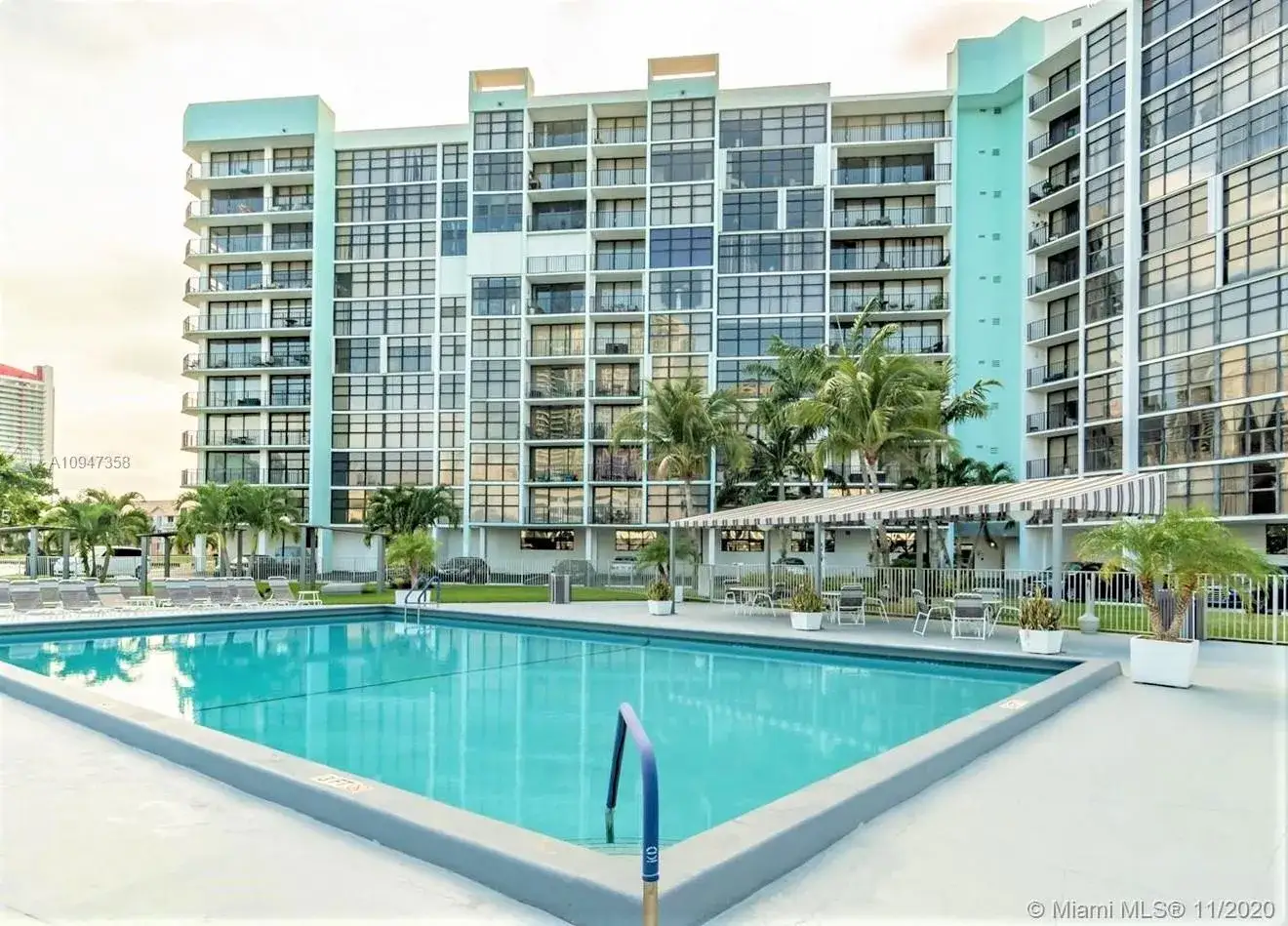 1 bedroom 2 bath Residential Lease for rent at 200 Leslie Dr # 204, Hallandale Beach FL 33009
