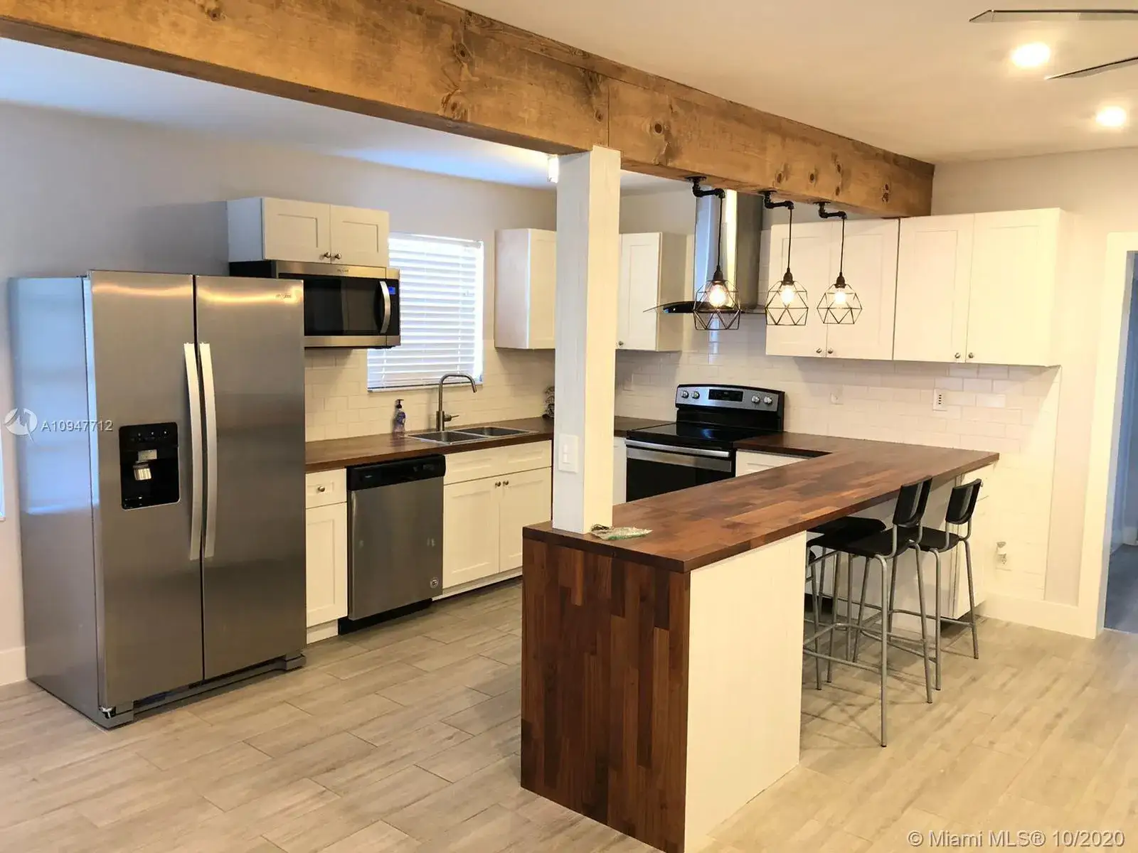3 bedroom 2 bath Residential for sale at 2447 Wilson St, Hollywood FL 33020