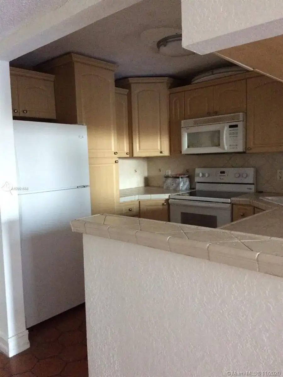1 bedroom 1 bath Residential for sale at 7928 West Dr # 303, North Bay Village FL 33141