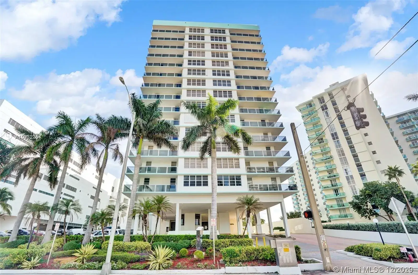 2 bedroom 2 bath Residential Lease for rent at 3725 S Ocean Dr # 1504, Hollywood FL 33019