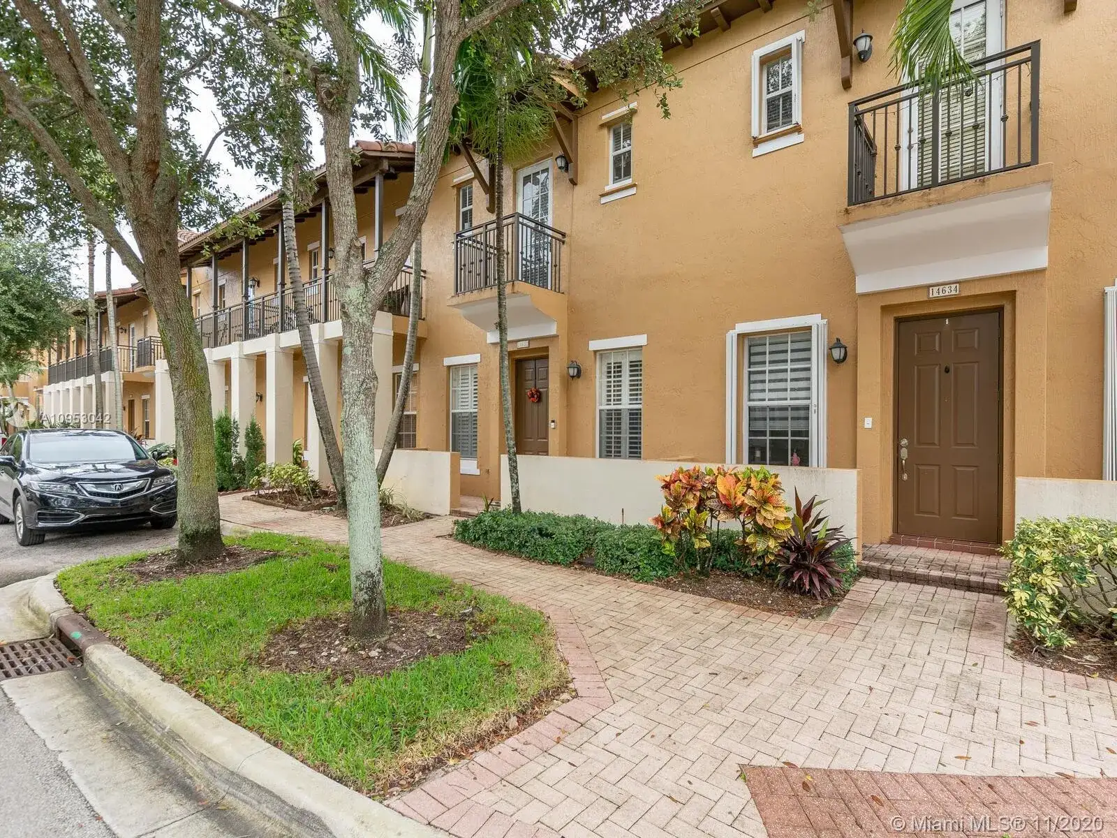 2 bedroom 2 bath Residential Lease for rent at 14632 SW 5th St # 5, Pembroke Pines FL 33027