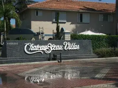 4 bedroom 2 bath Residential Lease for rent at 471 NW 82nd Ave # 717, Miami FL 33126