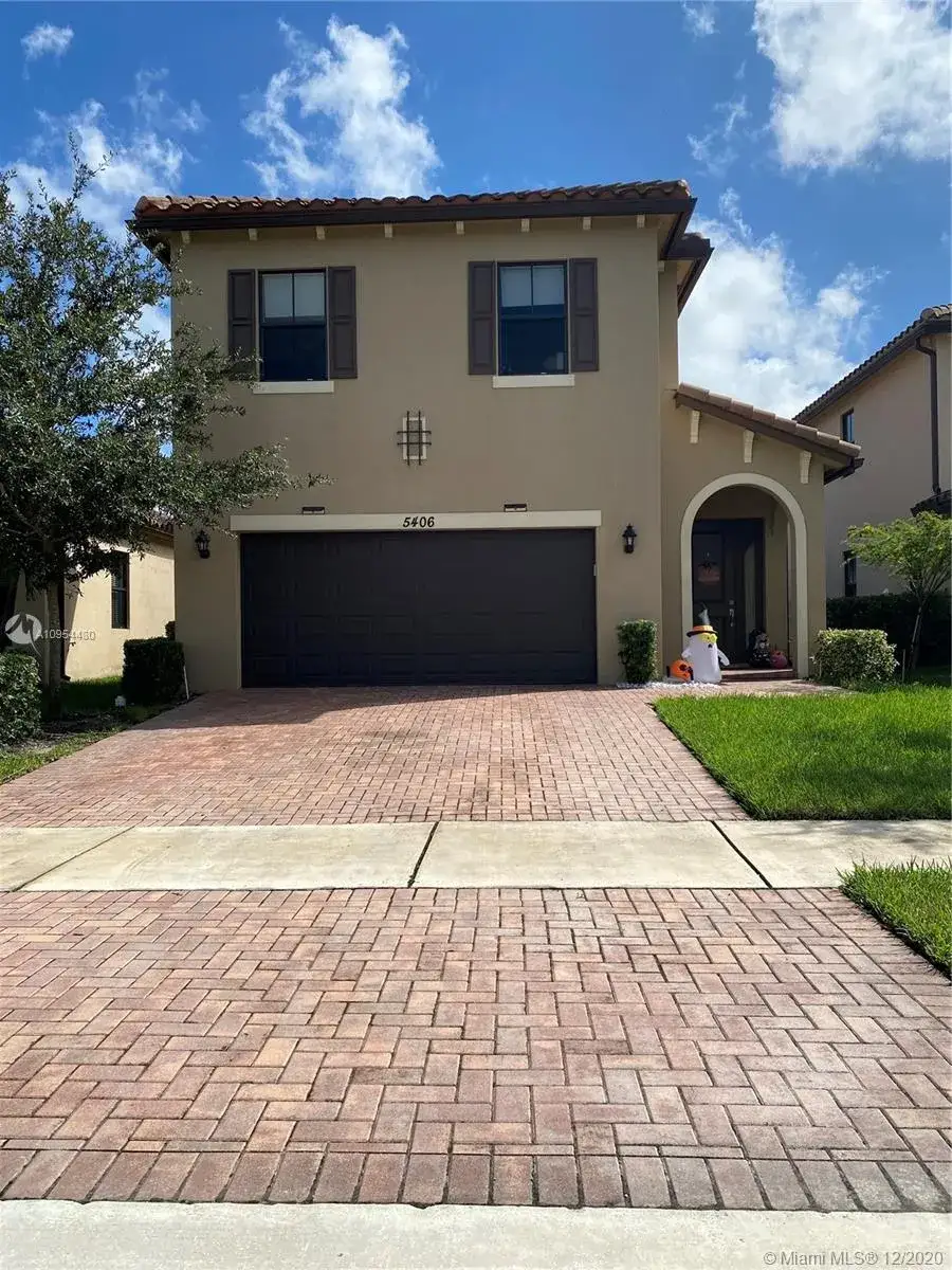 3 bedroom 2 bath Residential for sale at 5406 NW 48th Ln, Tamarac FL 33319