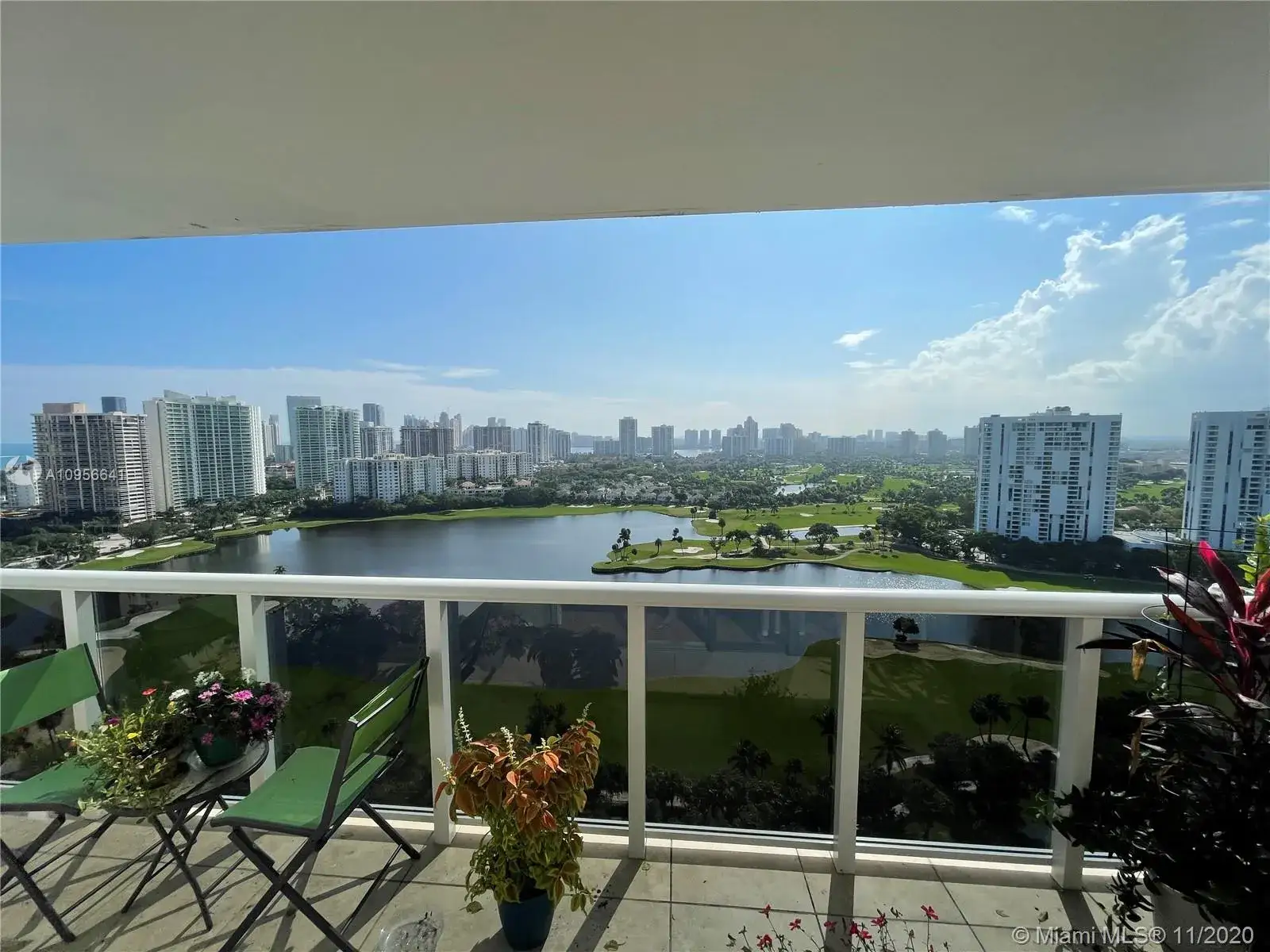 1 bedroom 1 bath Residential for sale at 3625 N Country Club Dr # 2507, Aventura FL 33180