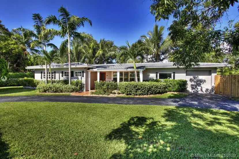 7 bedroom 7 bath Residential for sale at 8000 SW 62 Ct, Miami FL 33143
