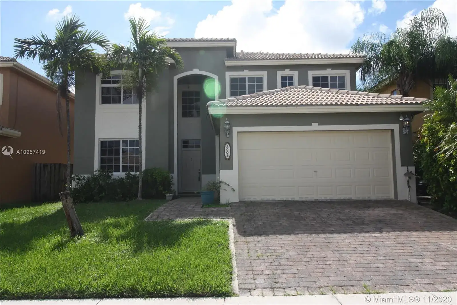 4 bedroom 3 bath Residential Lease for rent at 8908 SW 211th Ln, Cutler Bay FL 33189