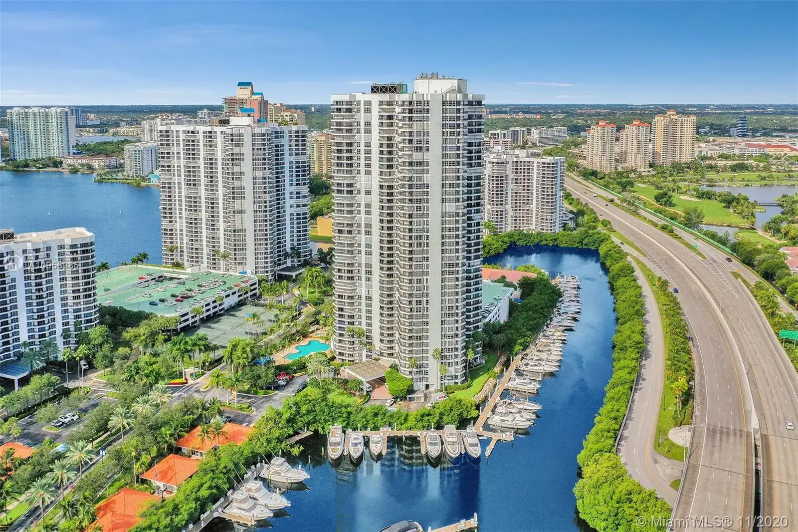 3 bedroom 3 bath Residential for sale at 3500 Mystic Pointe Dr # 2101, Aventura FL 33180