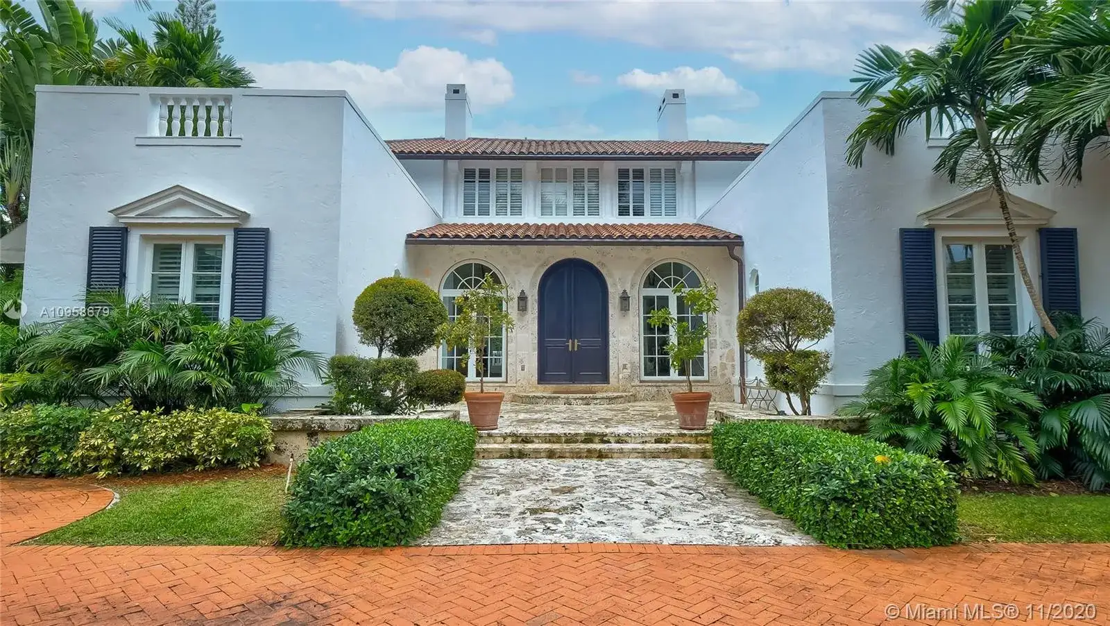 4 bedroom 4 bath Residential for sale at 7601 Old Cutler Rd, Coral Gables FL 33143