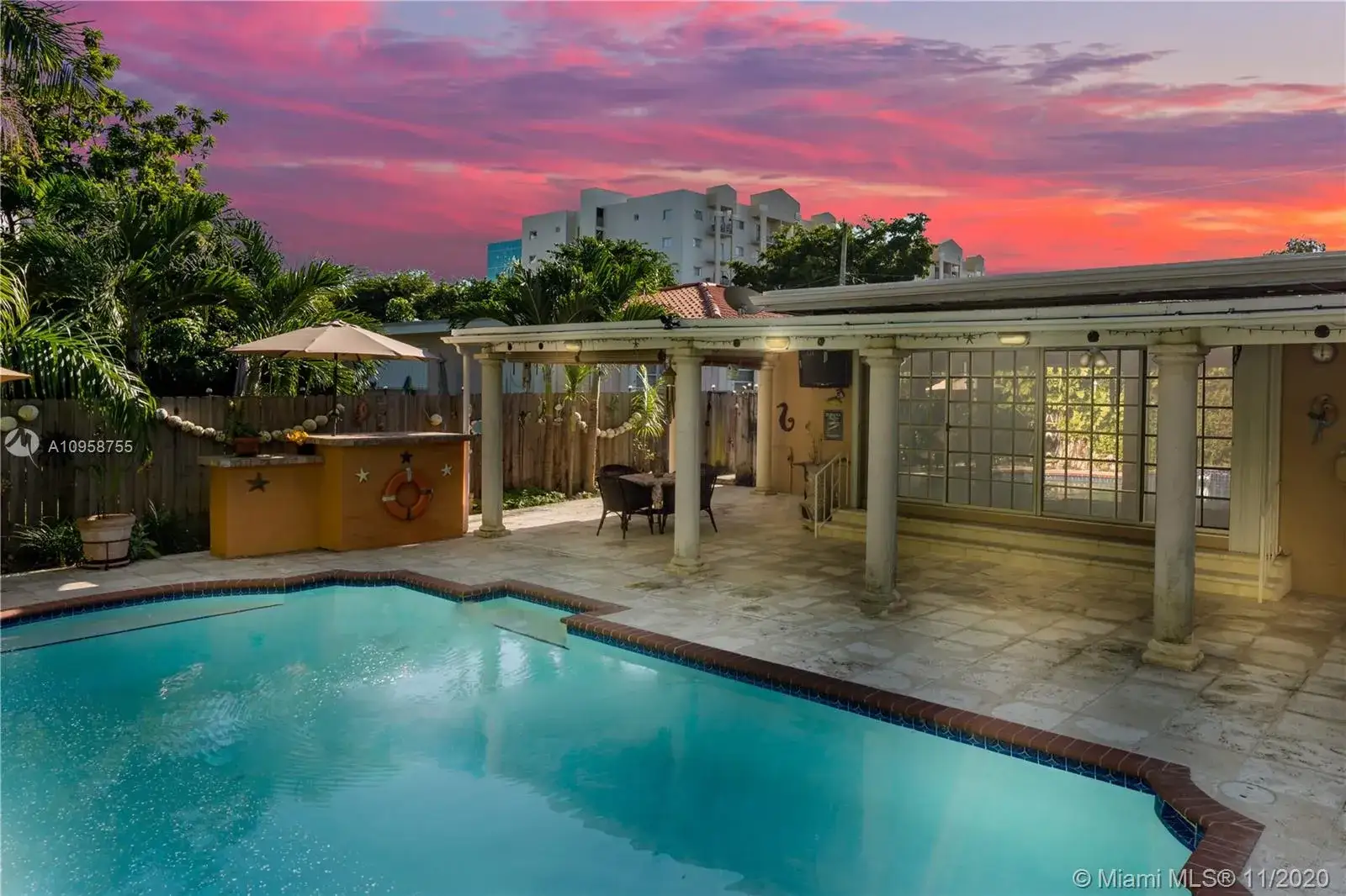 3 bedroom 3 bath Residential Lease for rent at 341 SW 21st Rd, Miami FL 33129