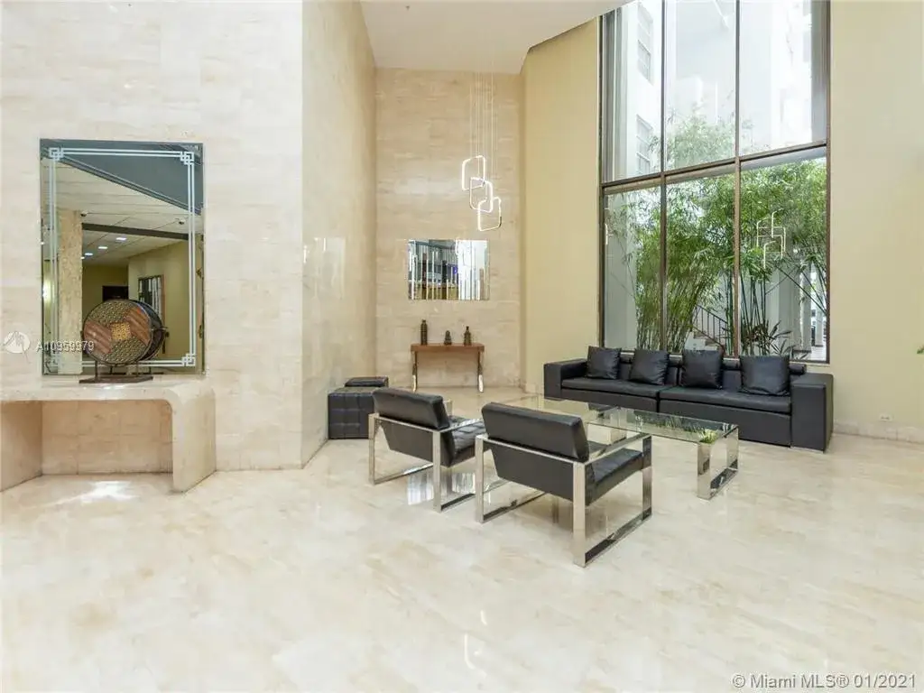 2 bedroom 2 bath Residential Lease for rent at 2750 NE 183rd St # 203, Aventura FL 33160