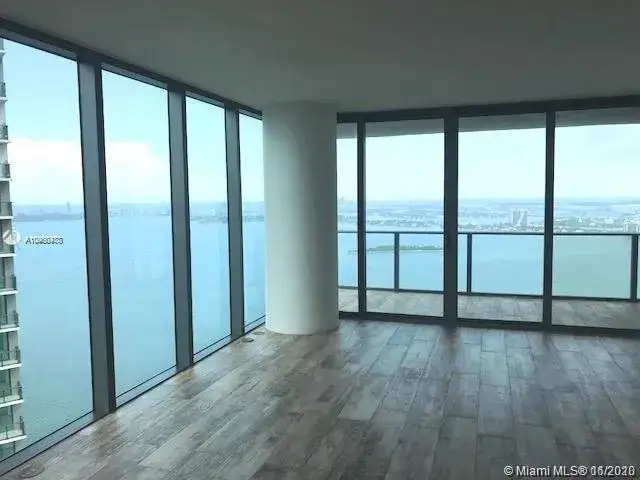 1 bedroom 2 bath Residential for sale at 650 NE 32nd St # 4607, Miami FL 33137