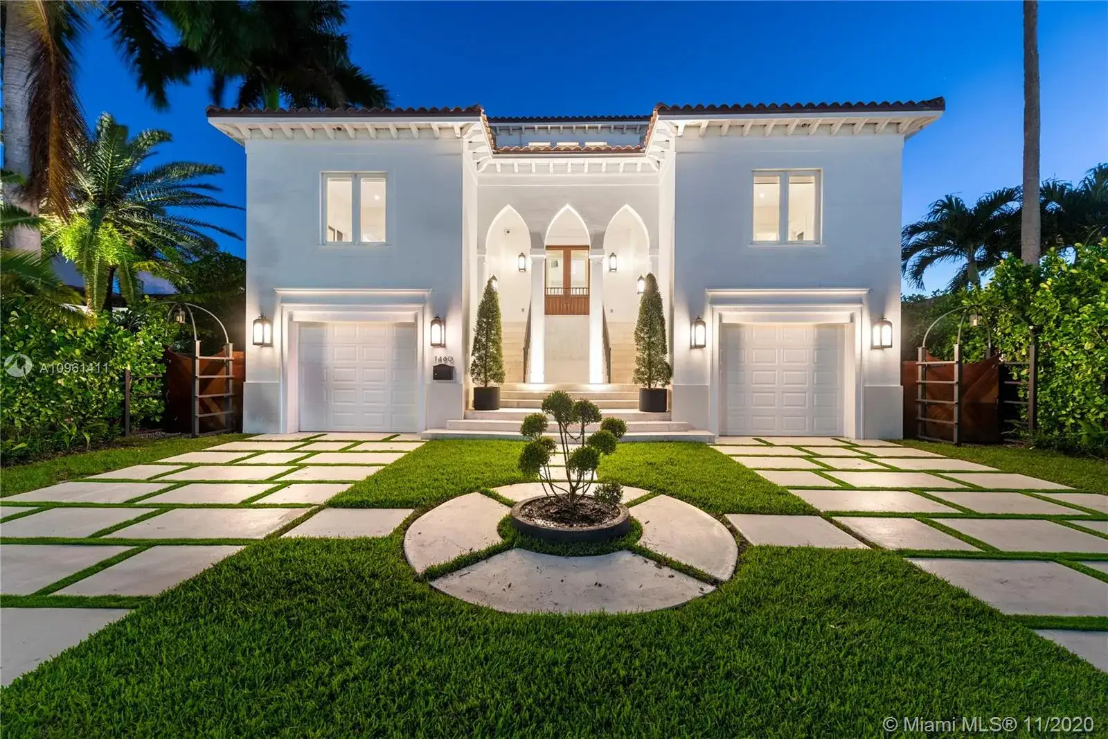 6 bedroom 6 bath Residential for sale at 1460 S Treasure Dr, North Bay Village FL 33141