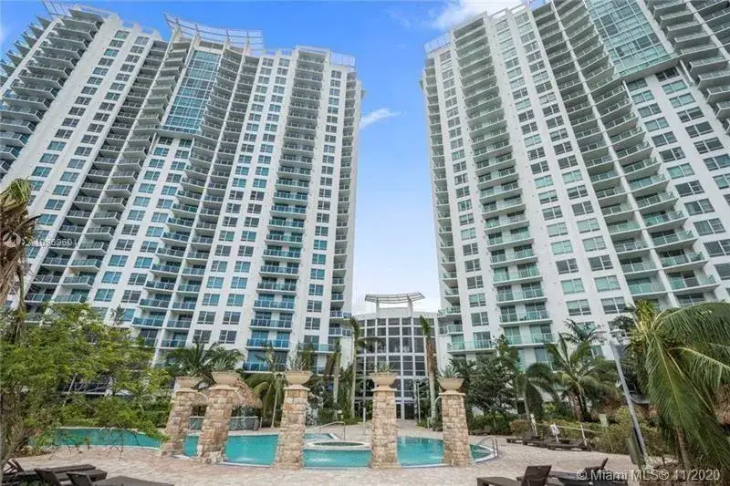 3 bedroom 3 bath Residential for sale at 2681 N Flamingo Rd # 1701S, Sunrise FL 33323
