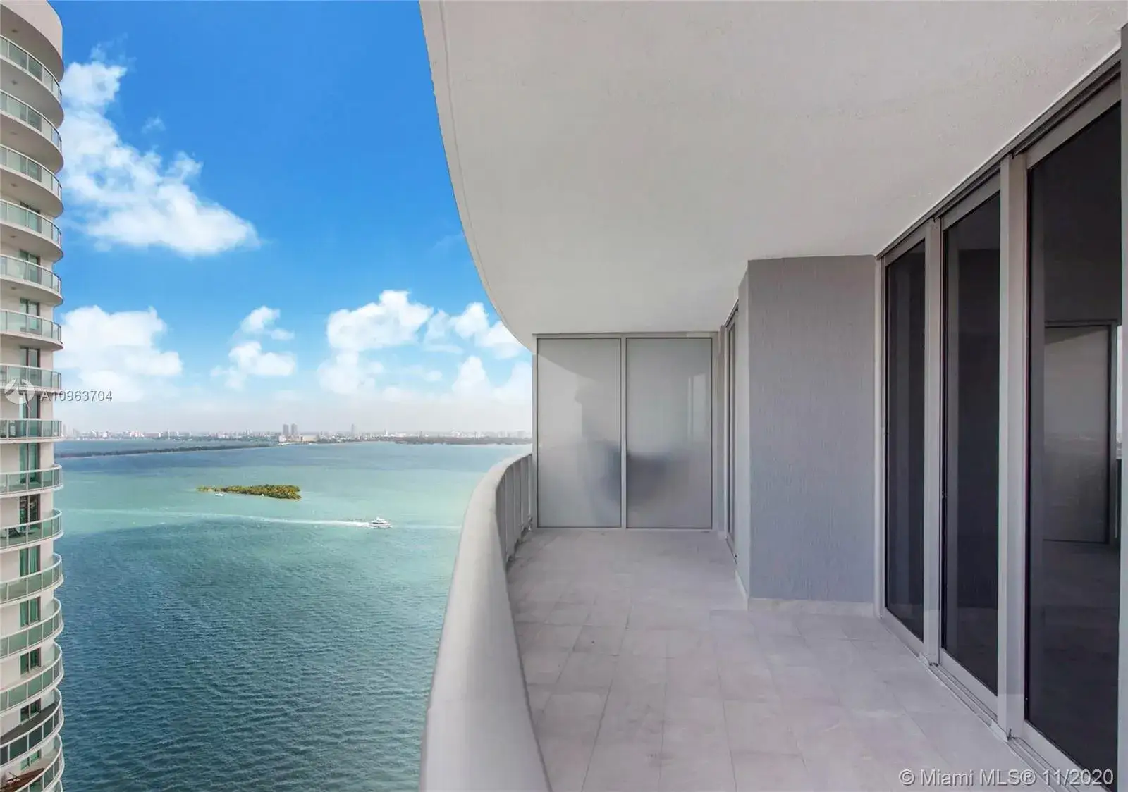 2 bedroom 3 bath Residential for sale at 488 NE 18th St # 3209, Miami FL 33132