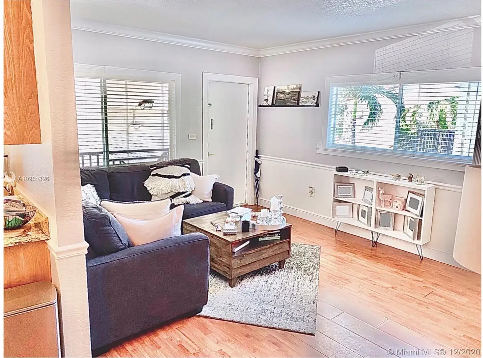 1 bedroom 1 bath Residential for sale at 81 Edgewater Dr # 201, Coral Gables FL 33133