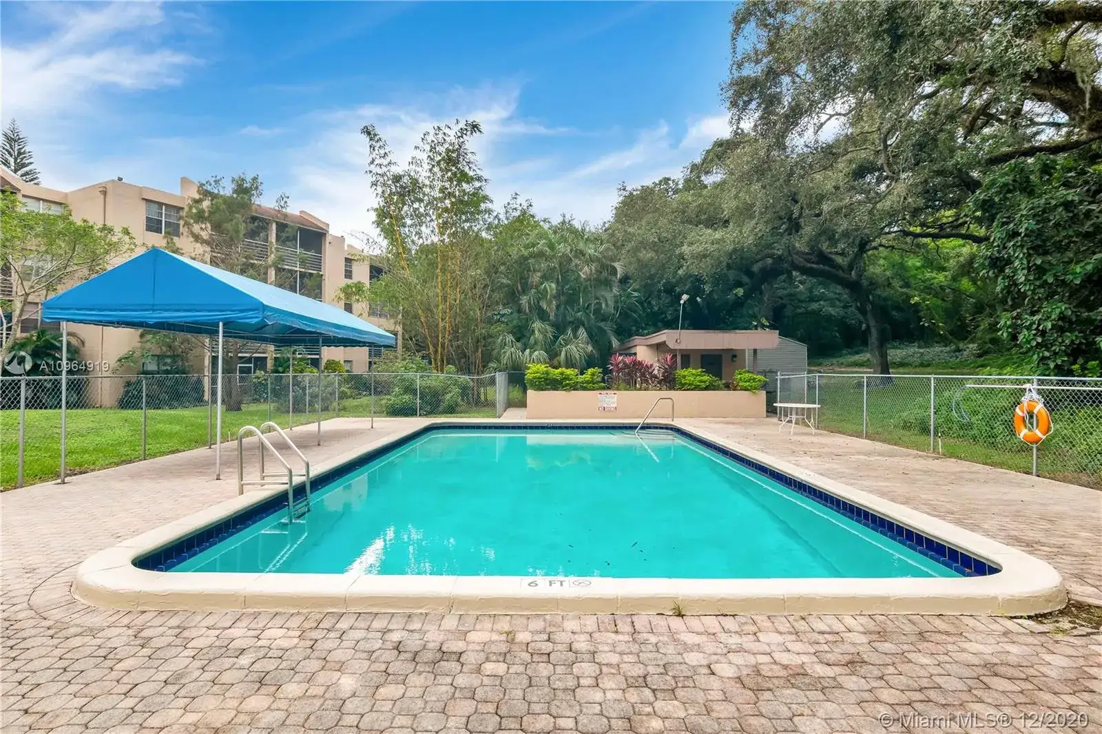 2 bedroom 2 bath Residential Lease for rent at 9400 Live Oak Pl # 204, Davie FL 33324
