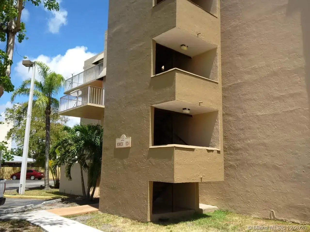 3 bedroom 2 bath Residential for sale at 10801 SW 109th Ct # D116, Miami FL 33176