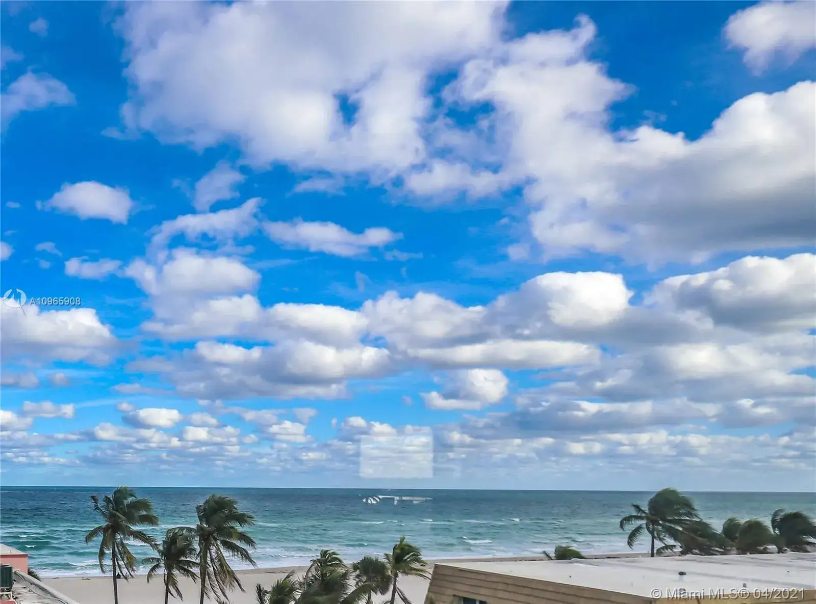 2 bedroom 2 bath Residential for sale at 320 S Surf Rd # 501, Hollywood FL 33019