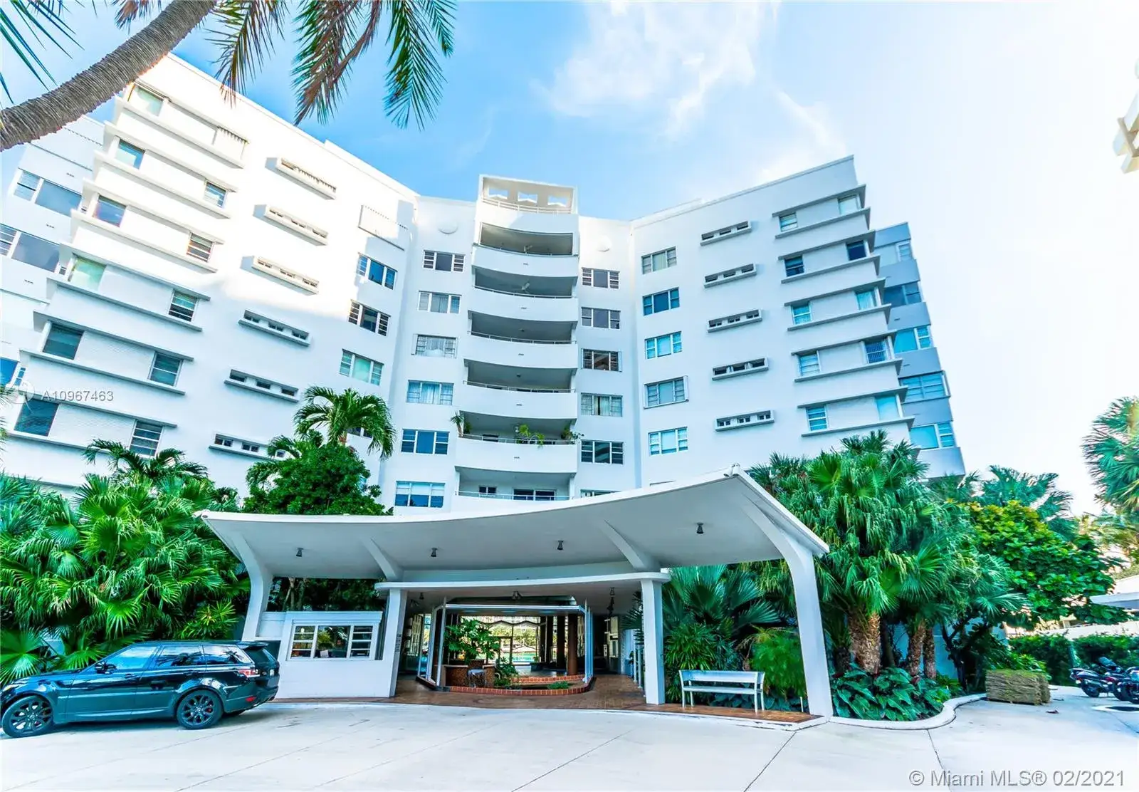 1 bedroom 1 bath Residential for sale at 16 Island Ave # 6E, Miami Beach FL 33139