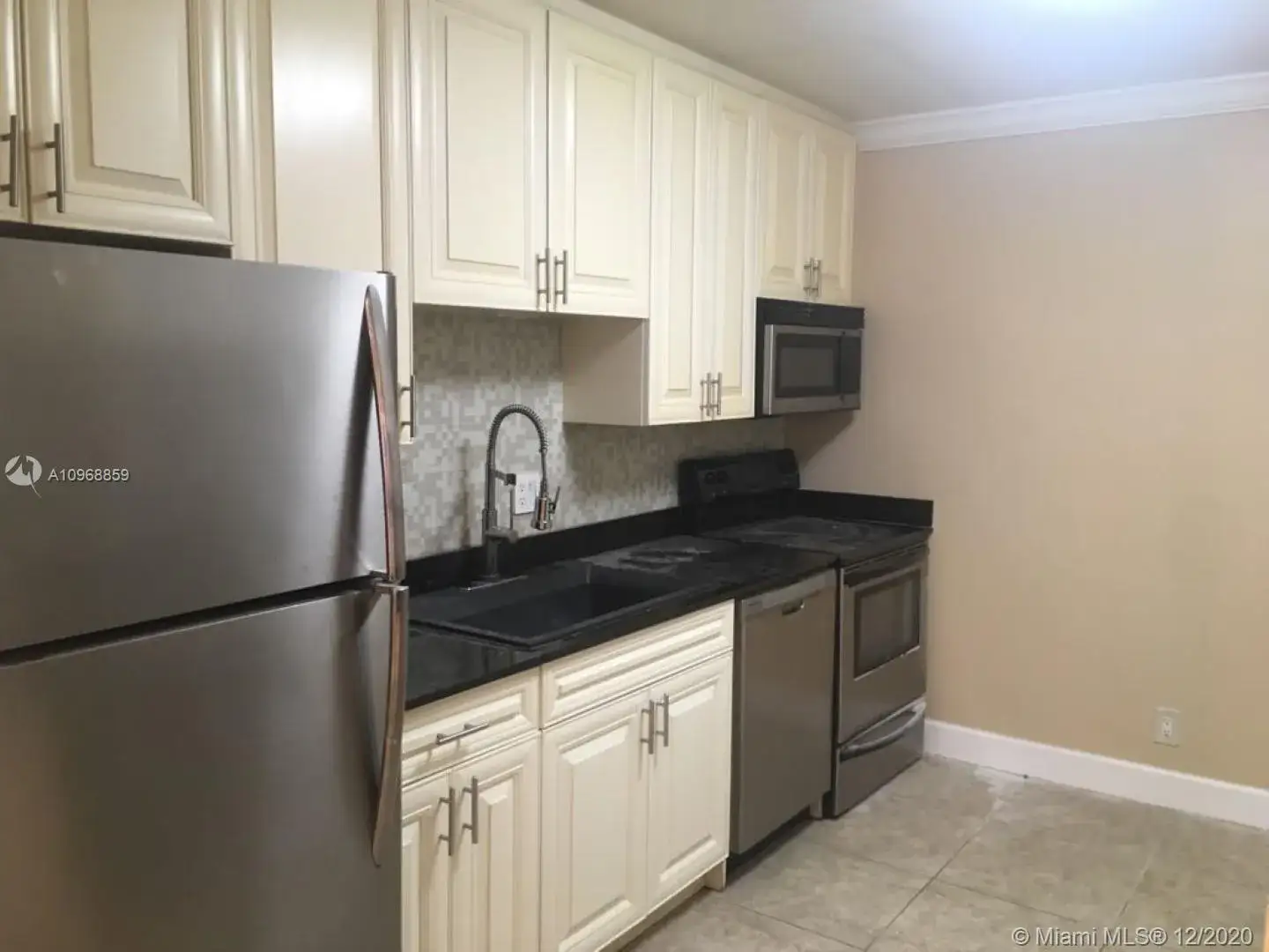 2 bedroom 1 bath Residential Lease for rent at 1129 NE 16th Ct # B, Fort Lauderdale FL 33305