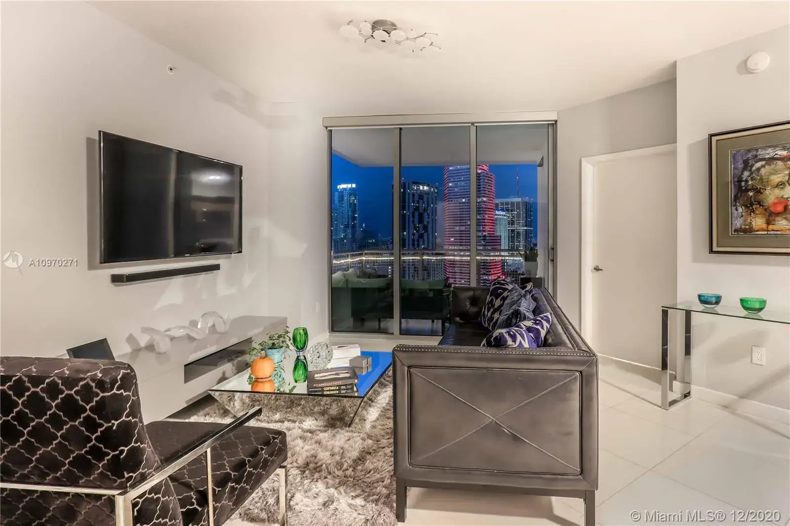 2 bedroom 2 bath Residential for sale at 350 S Miami Ave # 2505, Miami FL 33130