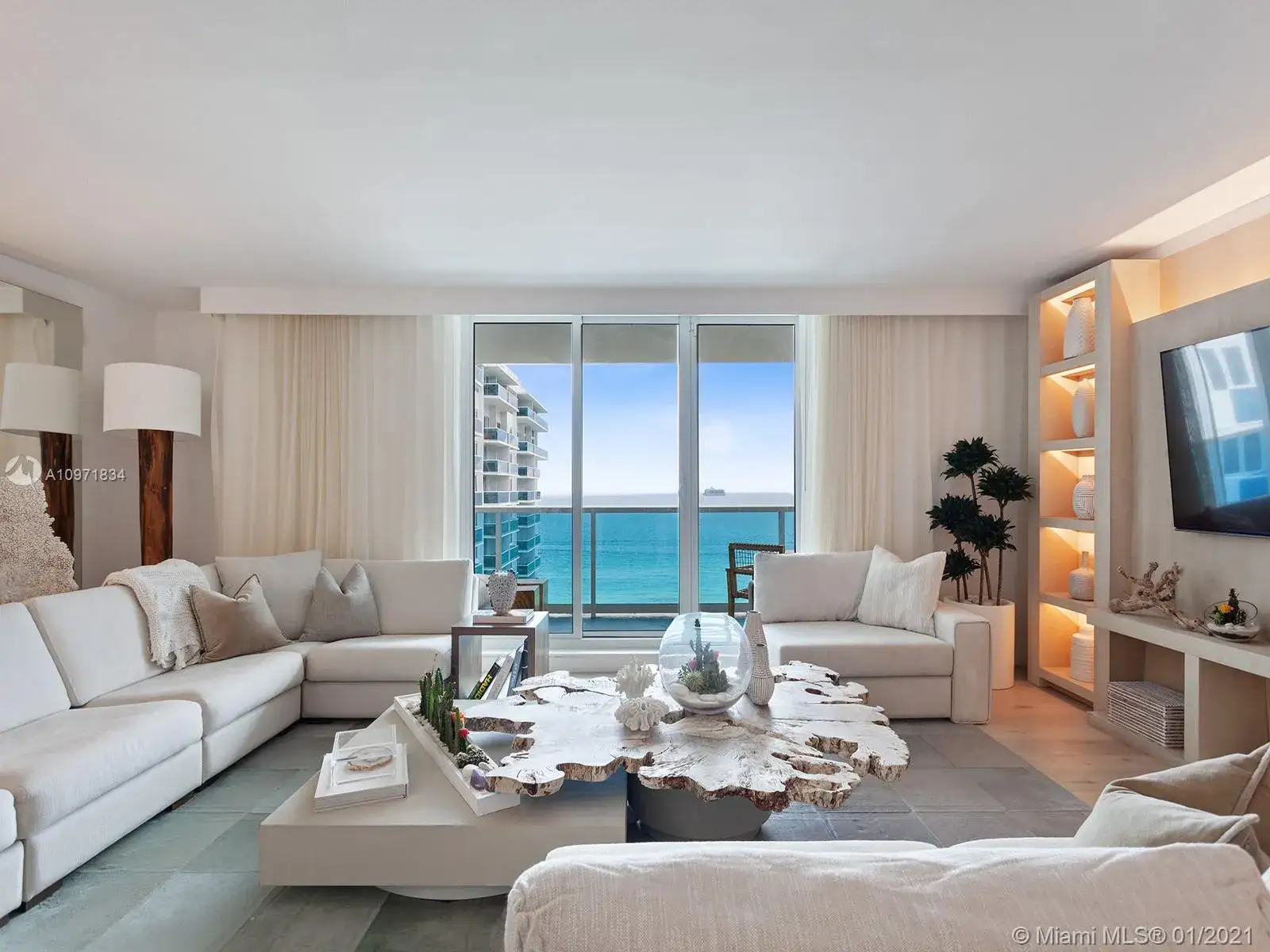 3 bedroom 3 bath Residential Lease for rent at 102 24th St # 1440, Miami Beach FL 33139