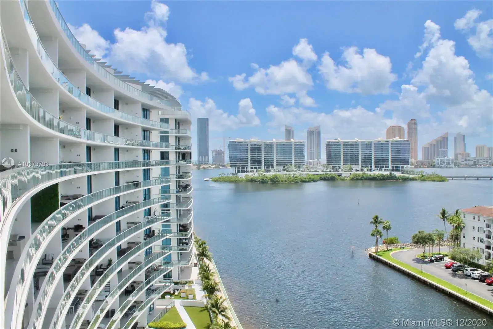 4 bedroom 5 bath Residential Lease for rent at 3250 NE 188th St # 902, Aventura FL 33180