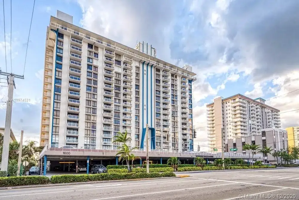 2 bedroom 2 bath Residential for sale at 1600 S Ocean Dr # 16B, Hollywood FL 33019