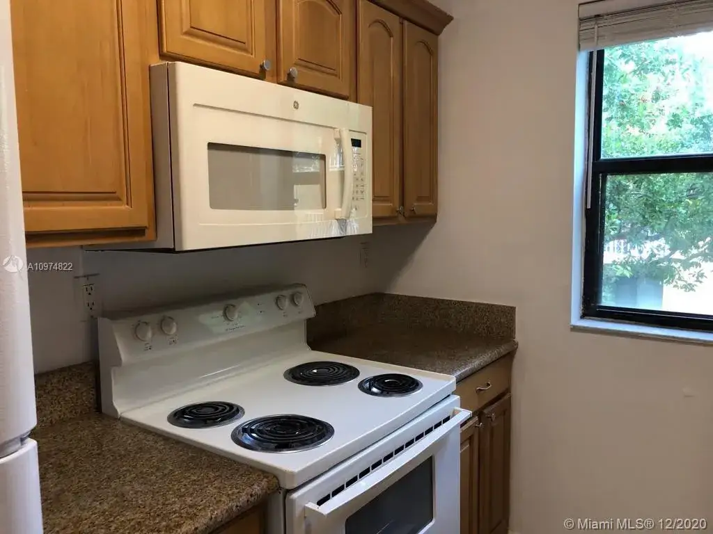 1 bedroom 1 bath Residential for sale at 15530 SW 80th St # 212, Miami FL 33193