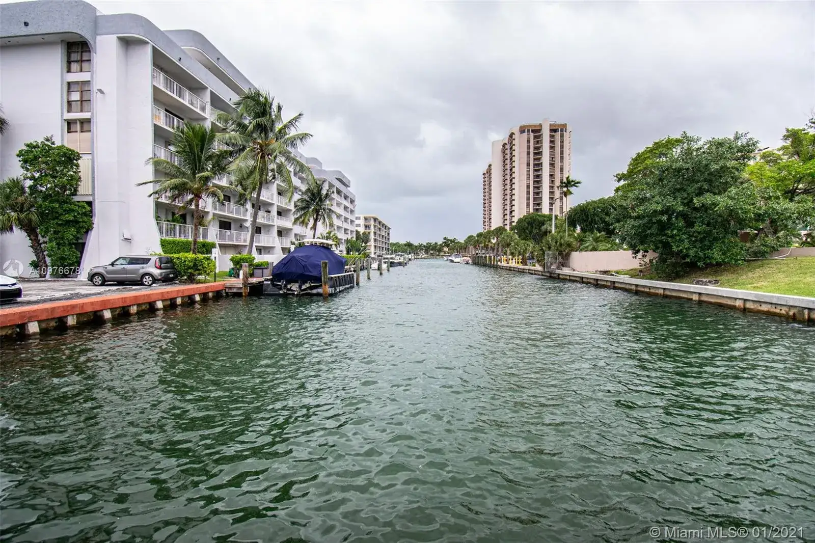 2 bedroom 2 bath Residential for sale at 1650 NE 115th St # 601, Miami FL 33181