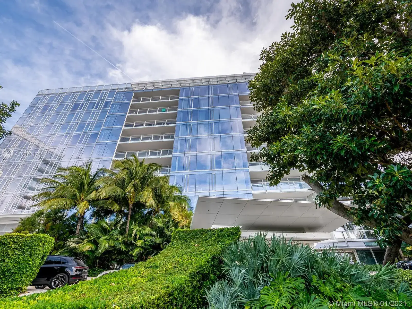 5 bedroom 6 bath Residential for sale at 9001 Collins Ave # 201, Surfside FL 33154
