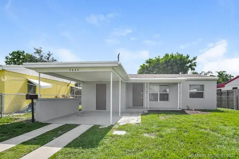 3 bedroom 2 bath Residential for sale at 5440 NE 3rd Ter, Oakland Park FL 33334
