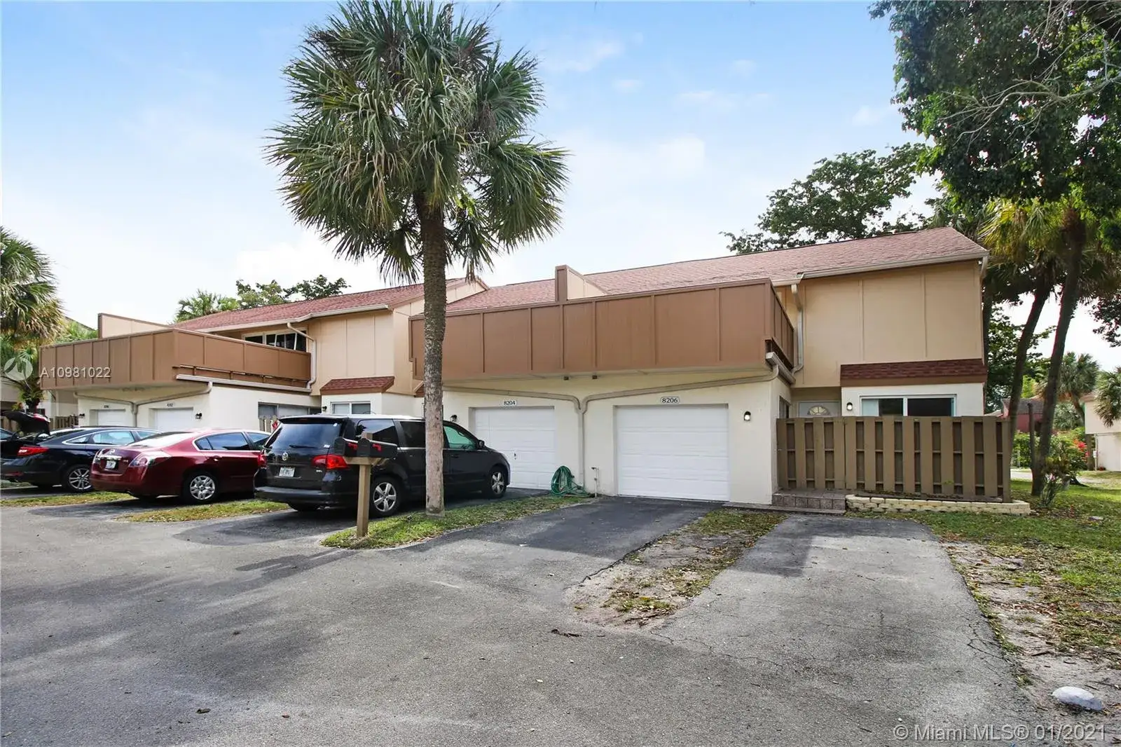 4 bedroom 2 bath Residential for sale at 8206 NW 9th Ct # 1, Plantation FL 33324