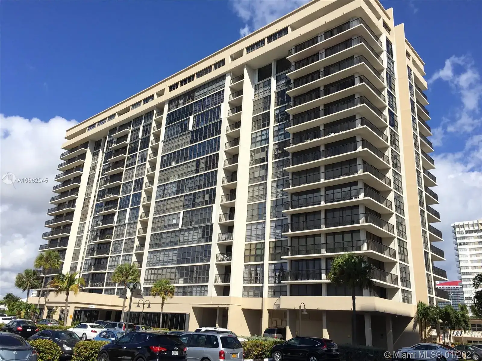 2 bedroom 2 bath Residential Lease for rent at 2017 S Ocean Dr # 305, Hallandale Beach FL 33009