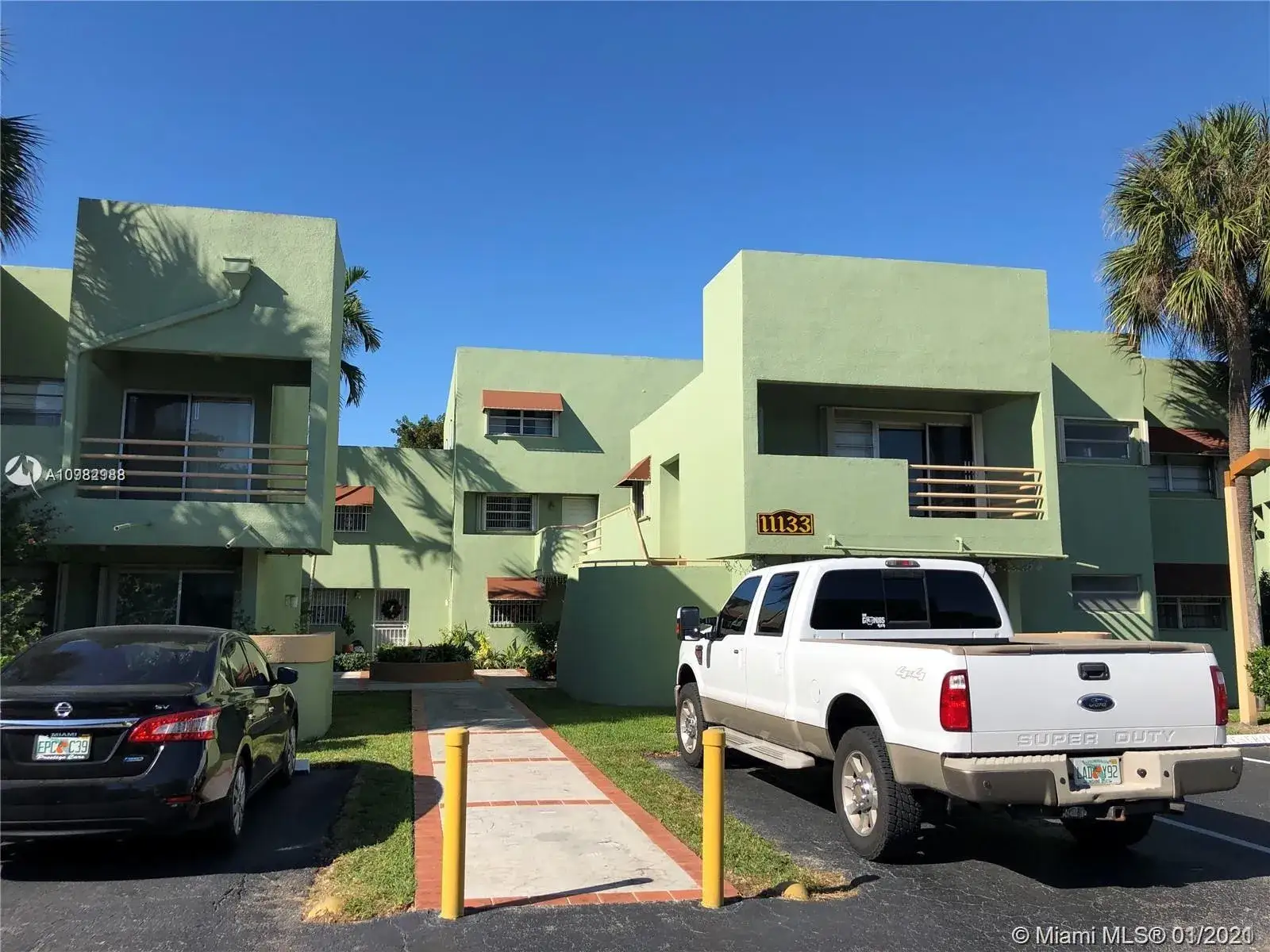 11133 NW 7th St # 3, Miami FL 33172