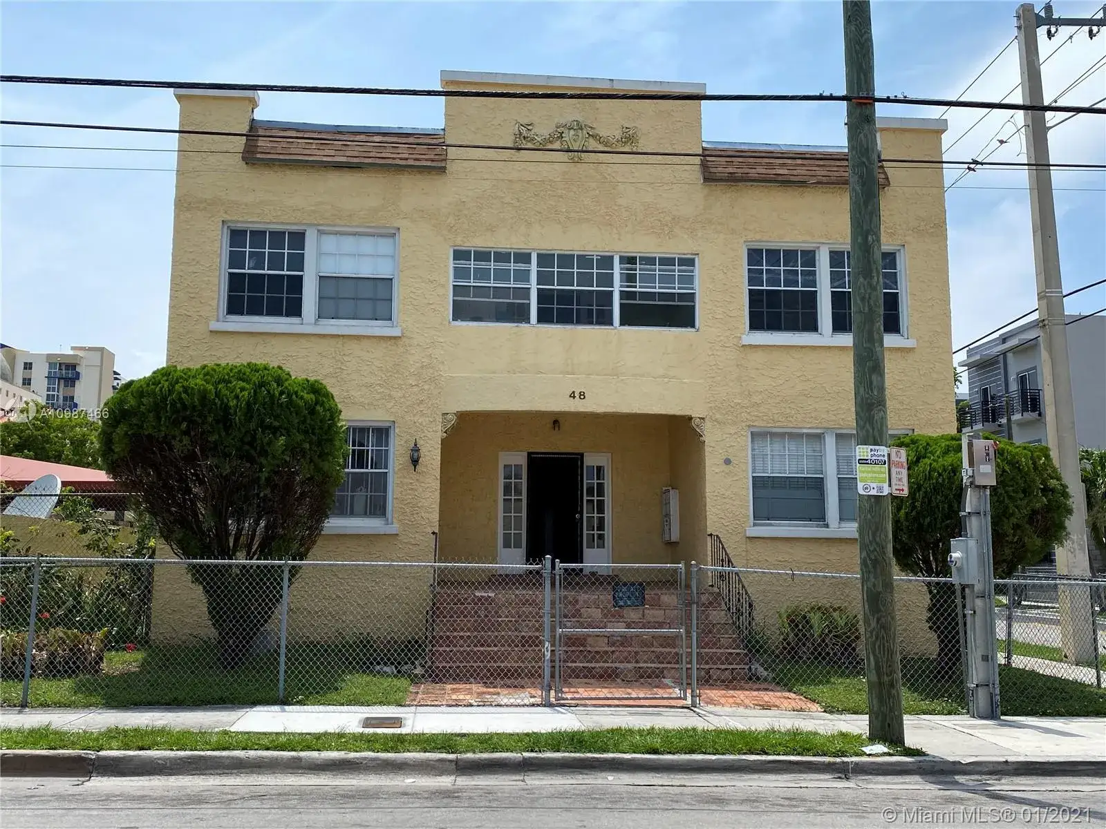 Commercial Sale for sale at 48 NW 13th Ave, Miami FL 33125