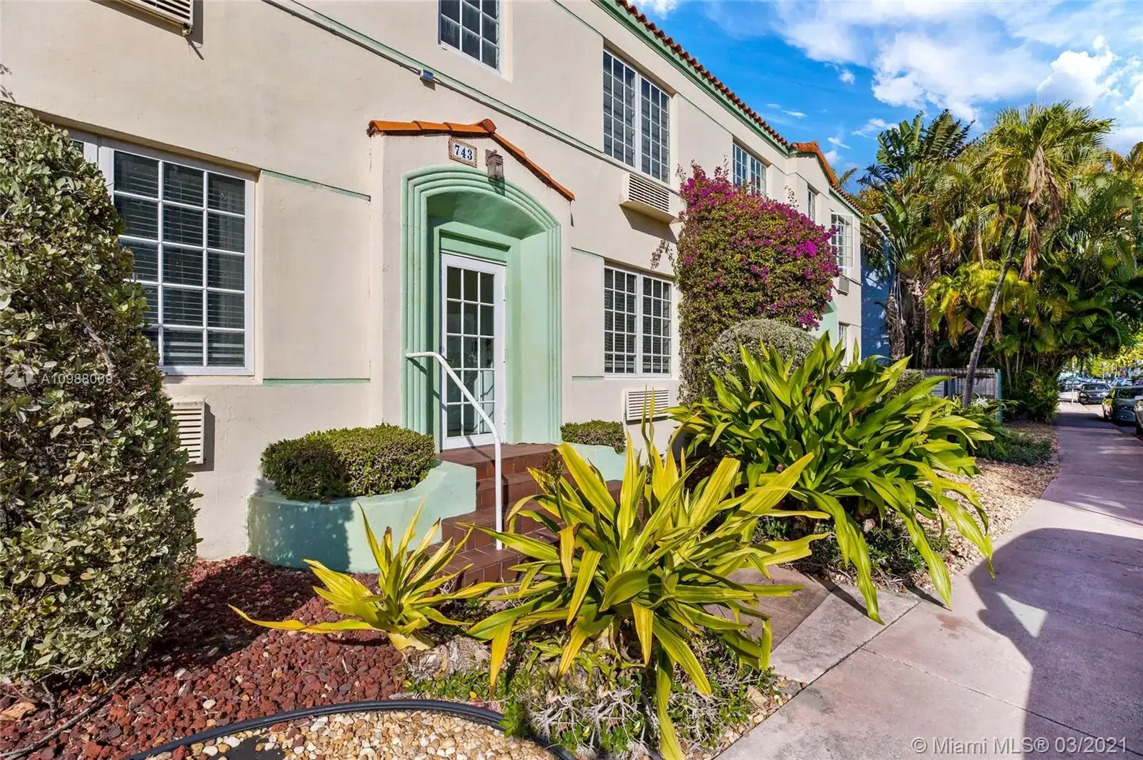 1 bath Residential for sale at 741 15th St # 12, Miami Beach FL 33139