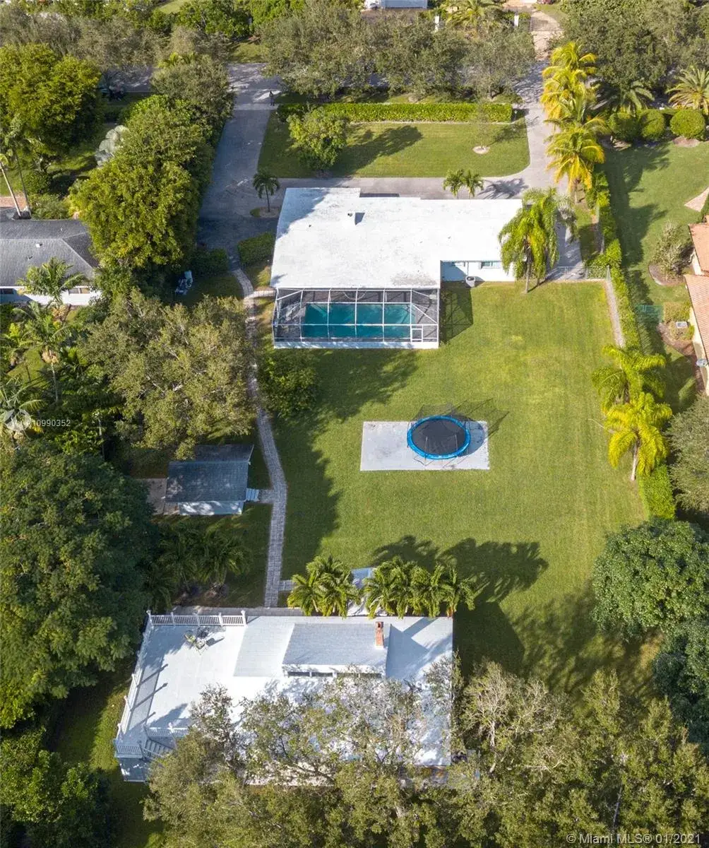 4 bedroom 3 bath Residential Lease for rent at 5870 SW 104th St, Pinecrest FL 33156