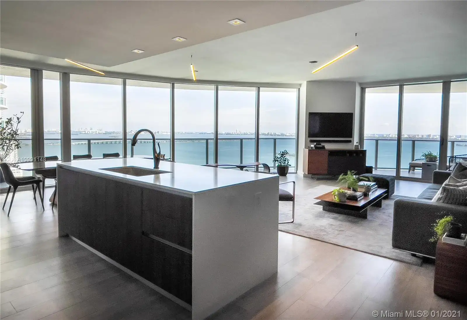 2 bedroom 2 bath Residential for sale at 488 NE 18th St # 301, Miami FL 33132
