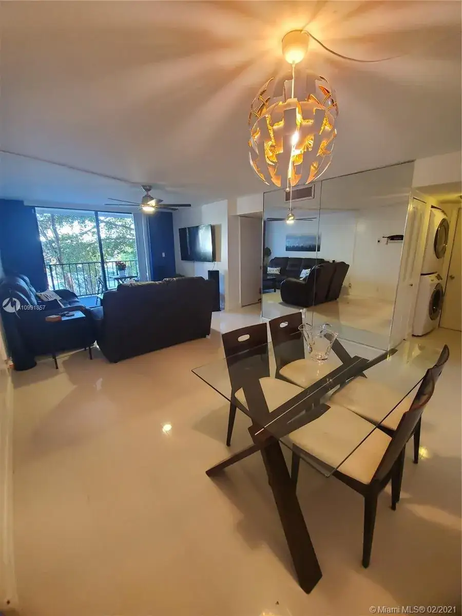 2 bedroom 2 bath Residential for sale at 6190 Woodlands Blvd # 315, Tamarac FL 33319