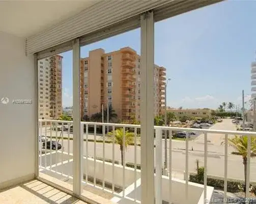 2 bedroom 2 bath Residential Lease for rent at 1410 S Ocean Dr # 308, Hollywood FL 33019
