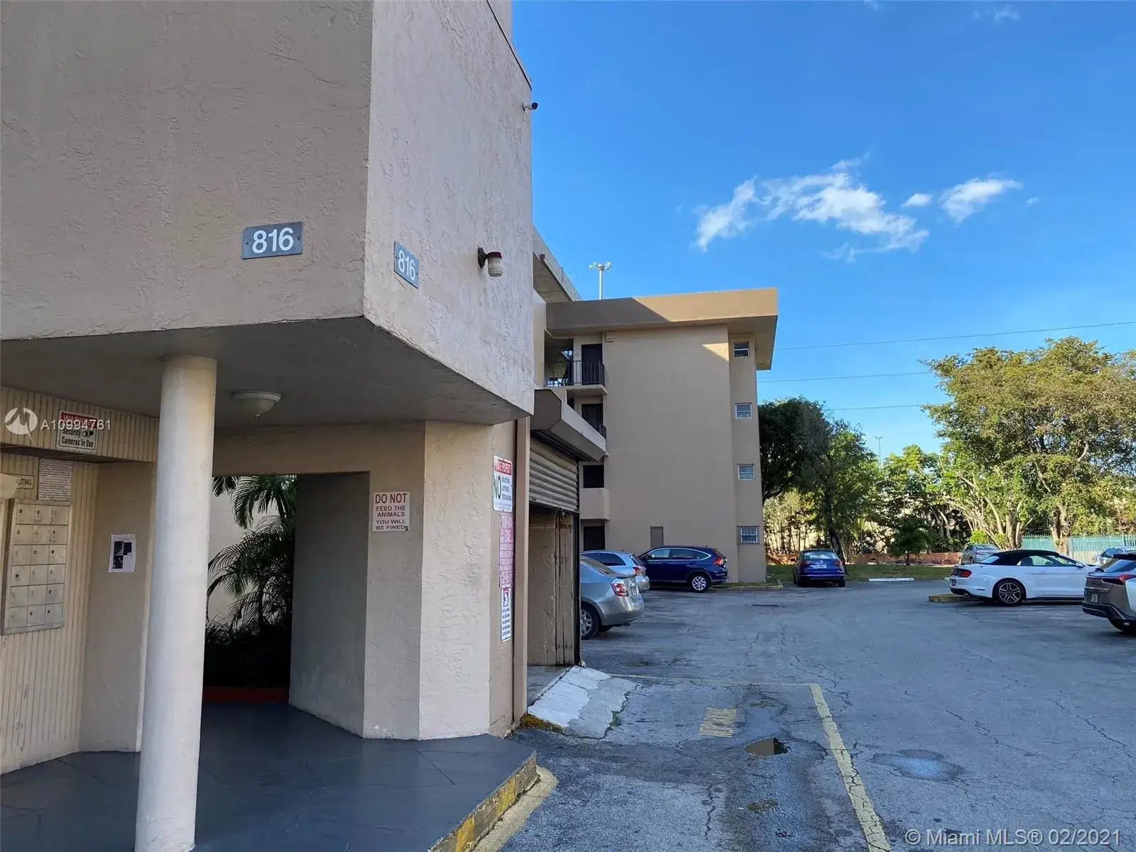1 bedroom 1 bath Residential for sale at 816 NW 87th Ave # 107, Miami FL 33172