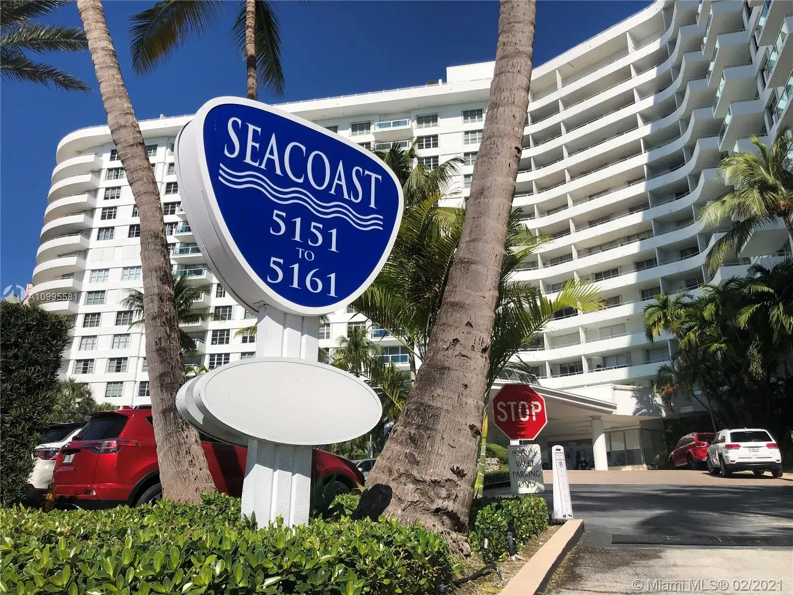 2 bedroom 2 bath Residential Lease for rent at 5151 Collins Ave # 728, Miami Beach FL 33140