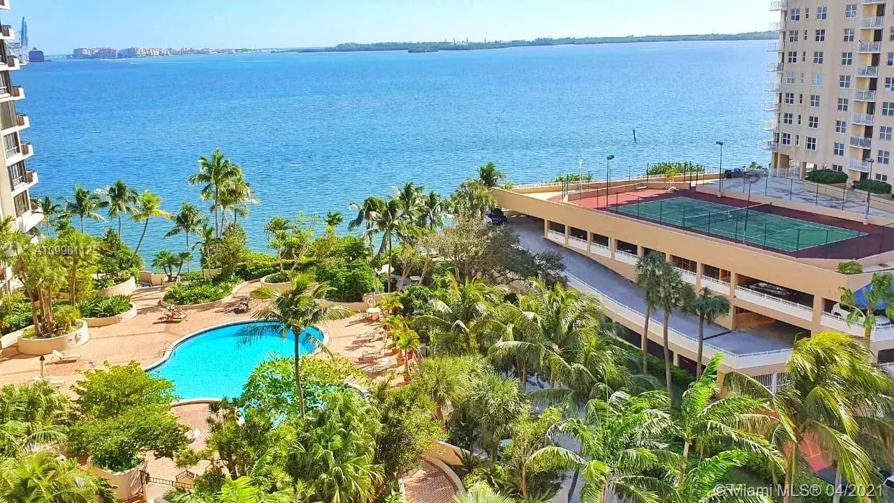 2 bedroom 2 bath Residential for sale at 520 Brickell Key Dr # A1015, Miami FL 33131
