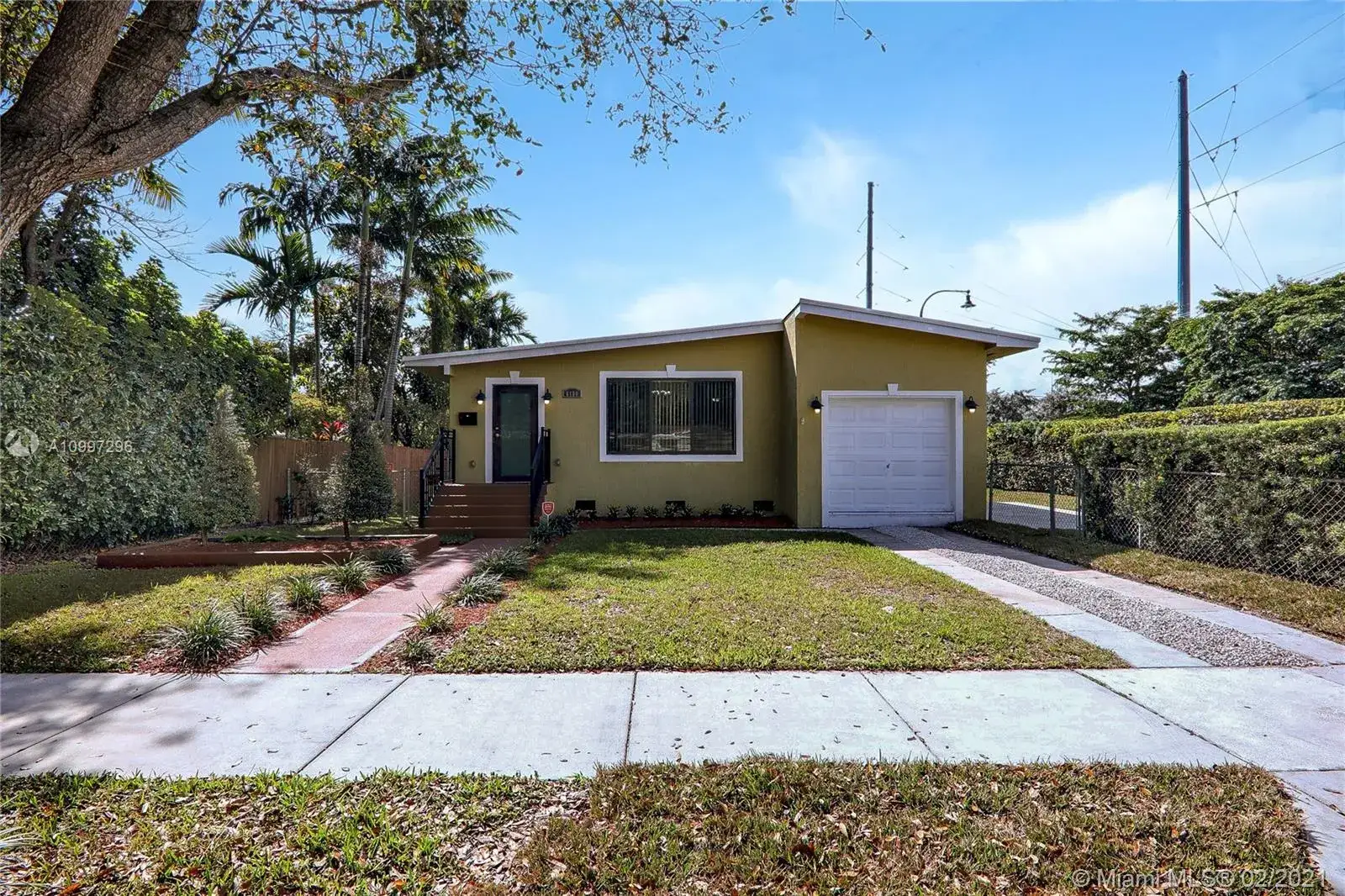 3 bedroom 1 bath Residential Lease for rent at 6180 SW 16th Ter, West Miami FL 33155