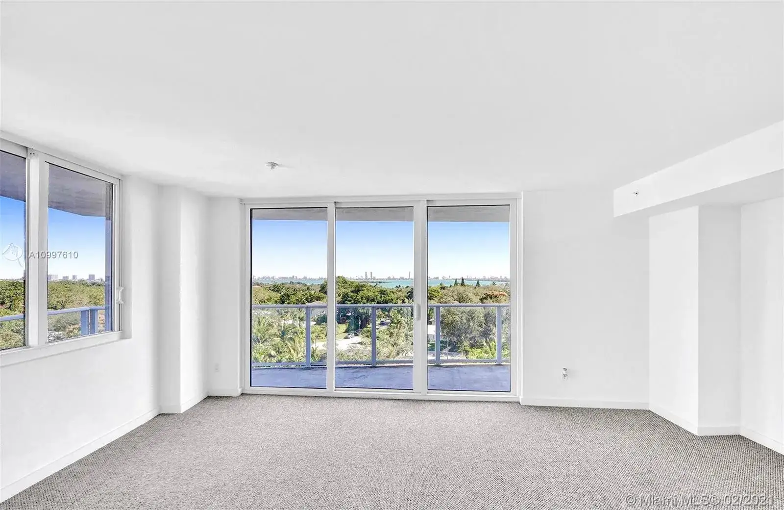 2 bedroom 2 bath Residential Lease for rent at 4250 Biscayne Blvd # 702, Miami FL 33137