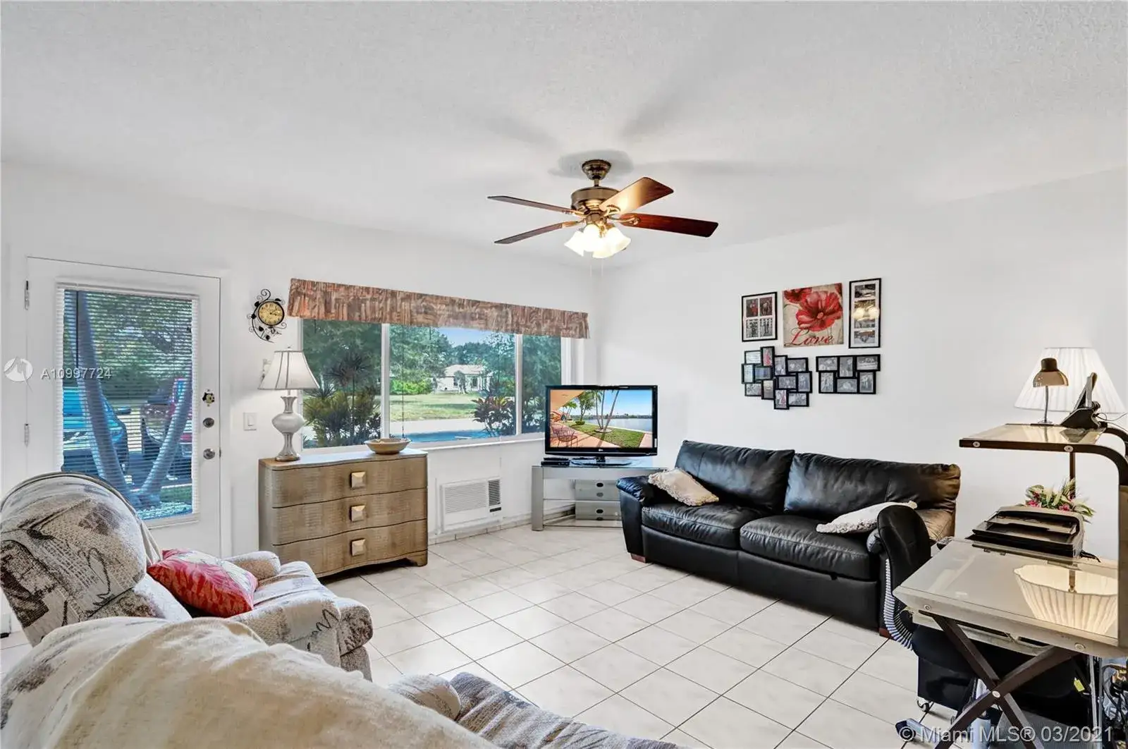 2 bedroom 1 bath Residential for sale at 920 SW 10th Ter, Hallandale Beach FL 33009