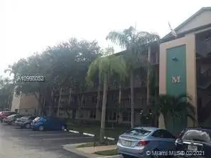 1 bedroom 1 bath Residential for sale at 12500 SW 5th ct # M, Pembroke Pines FL 33027